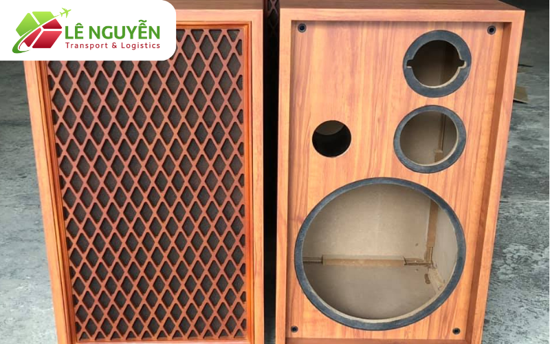 Chuẩn Bị Đầy Đủ Bộ Chứng Từ – Tránh Bị Giữ Hàng Tại Cửa Khẩu