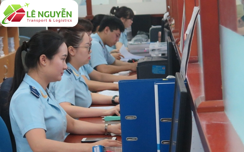 Hồ sơ và quy trình khai báo hải quan cho chai lọ thủy tinh nhập khẩu