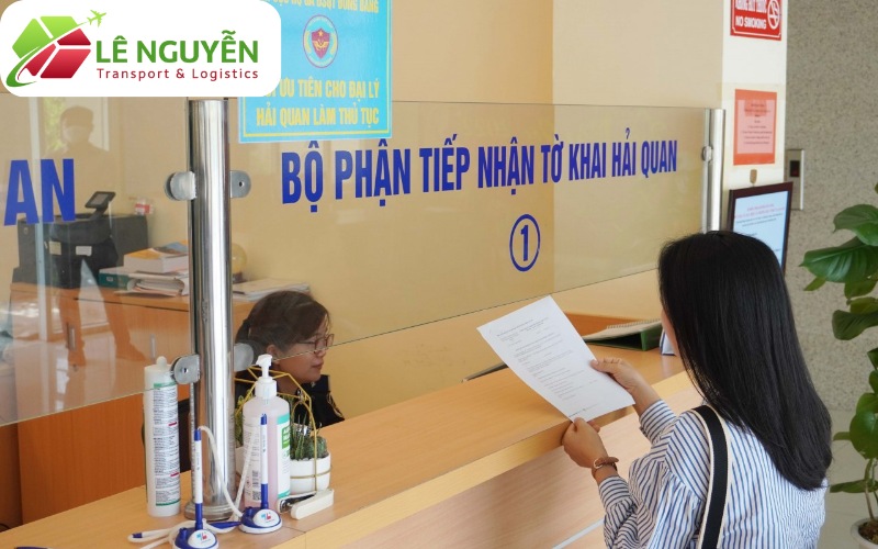 Thủ tục nhập khẩu tủ bếp: Những giấy tờ bắt buộc cần có