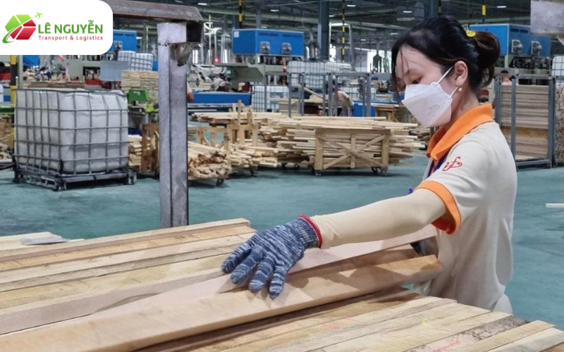 Không mua bảo hiểm cho hàng gỗ – rủi ro pháp lý và tài chính doanh nghiệp thường đánh giá sai