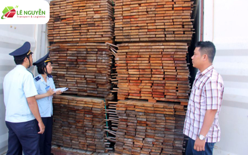 Quy trình xử lý và phòng tránh khi nhập khẩu hàng gỗ để không bị ách cảng