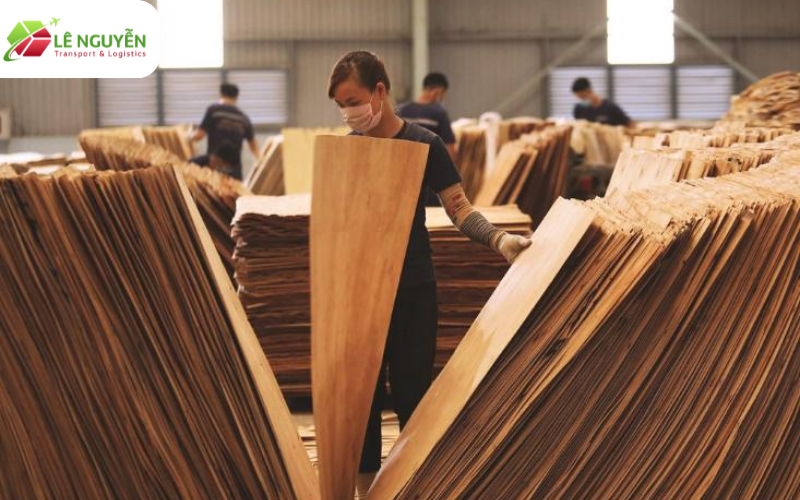 Vì sao ngân hàng xếp hàng gỗ vào nhóm rủi ro cao khi mở L/C?