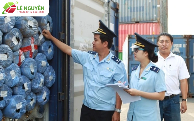Vì sao vải nhập khẩu Trung Quốc dễ bị trả về do thiếu giấy tờ?