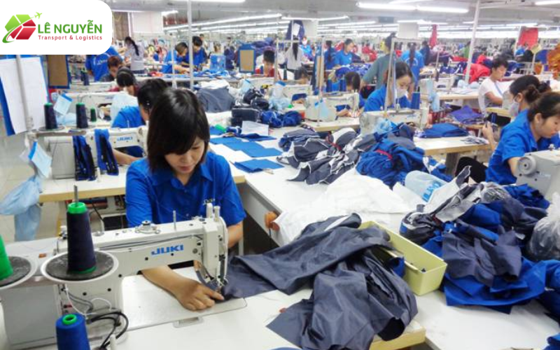 Cân bằng giữa ổn định nội địa và chiến lược phát triển dài hạn