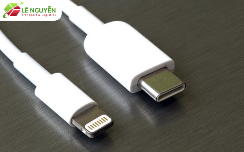 Quy định và chính sách nhập khẩu cáp sạc điện thoại