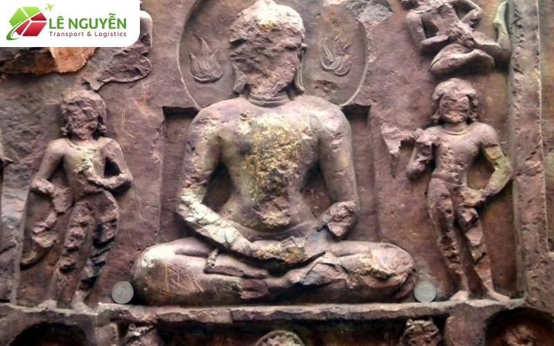 tượng Phật Quan Âm bằng đá – tượng Quan Âm chạm khắc từ đá tự nhiên
