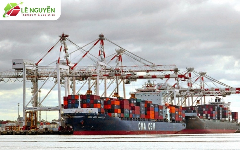 dịch vụ vận chuyển lô hàng lốp xe máy qua cảng container quốc tế